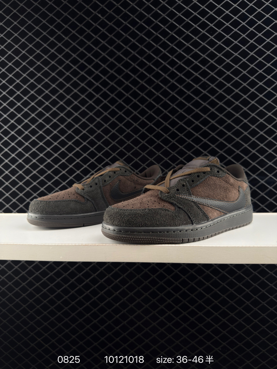 Travis Scott x Air Jordan 1 ” Reverse Mocha “